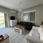 Avras Escape Apartment Farai